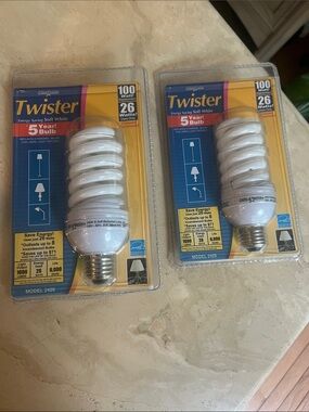 Twister Soft White Spiral CFL Energy Saving Bulbs (2 White) Model 2426 26 Watts